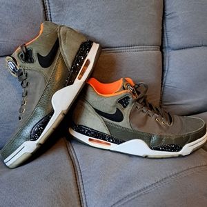 Nike Air flight squad jordan size 9.5